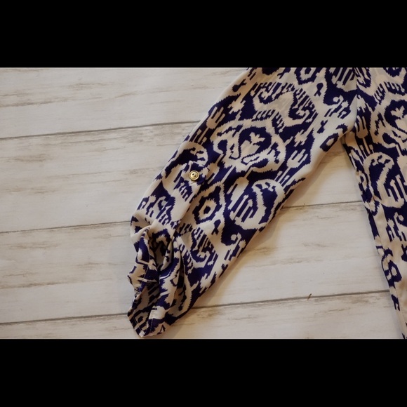 Cremieux Ivory Tunic w Blue Ikat Print - Picture 3 of 3